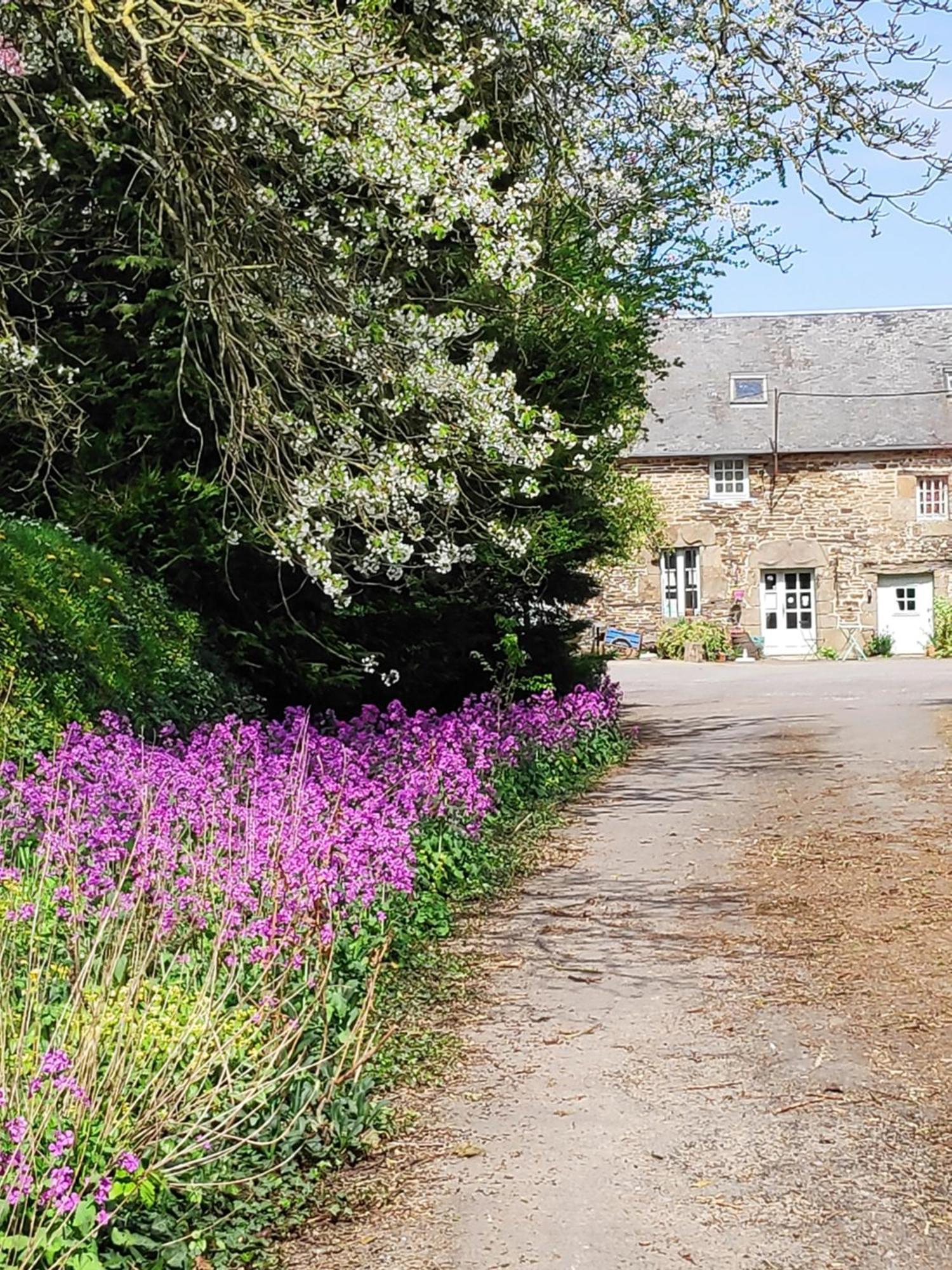 Ferme De La Gortiere Le Teilleul Exterior foto